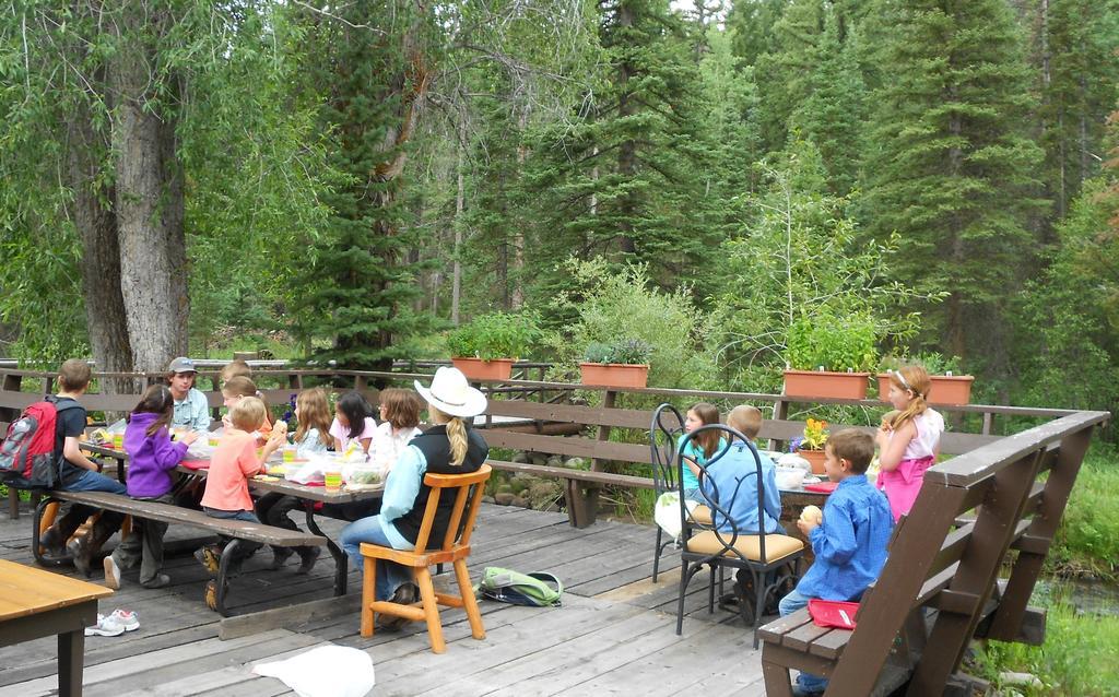 Medicine Bow Lodge Tenmile エクステリア 写真